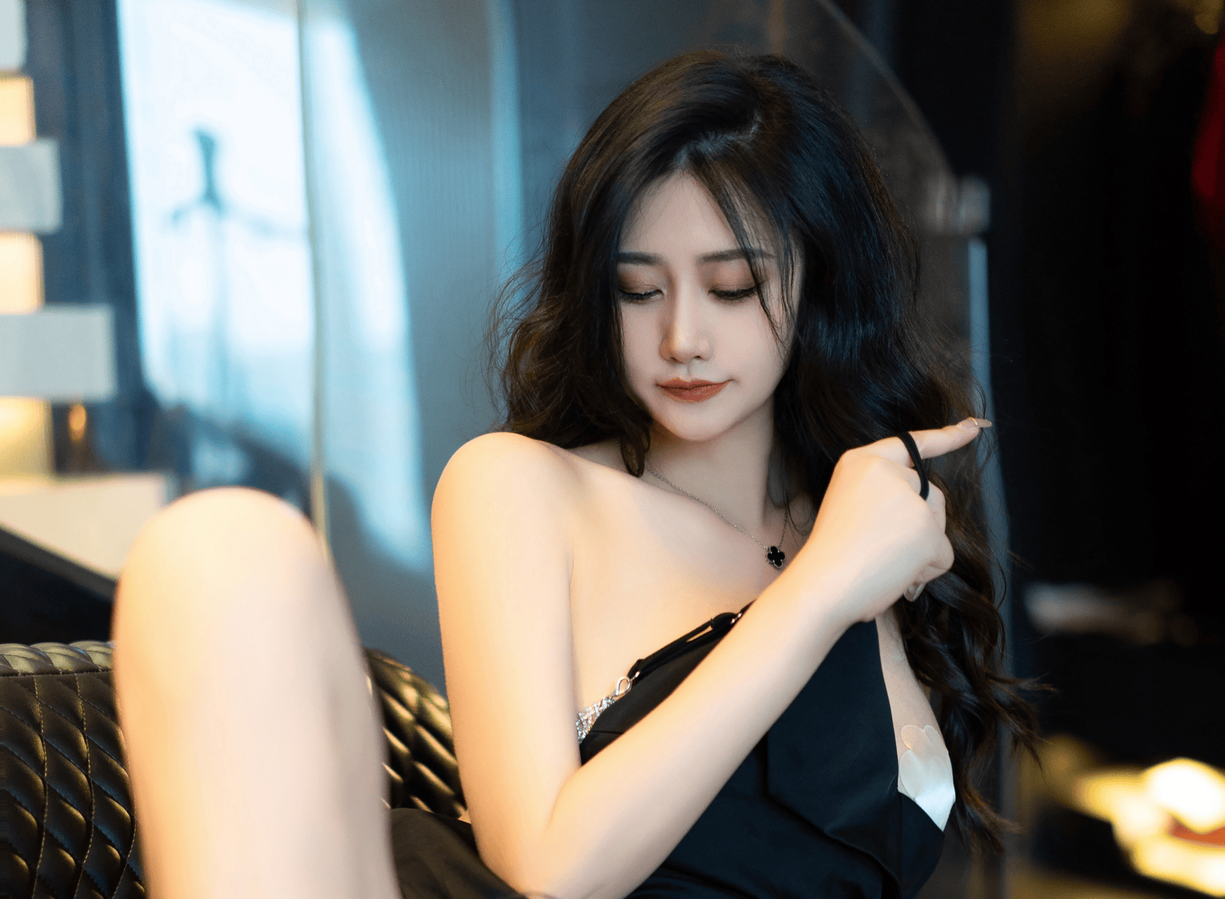 阿姣 NO.005 内购无水印 5906 吊带短裙 [92P 1.07GB]