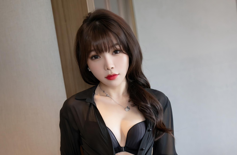 XIAOYU语画界 2022.02.14 Vol.715 芝芝Booty 黑丝美腿[74+1P 683MB]