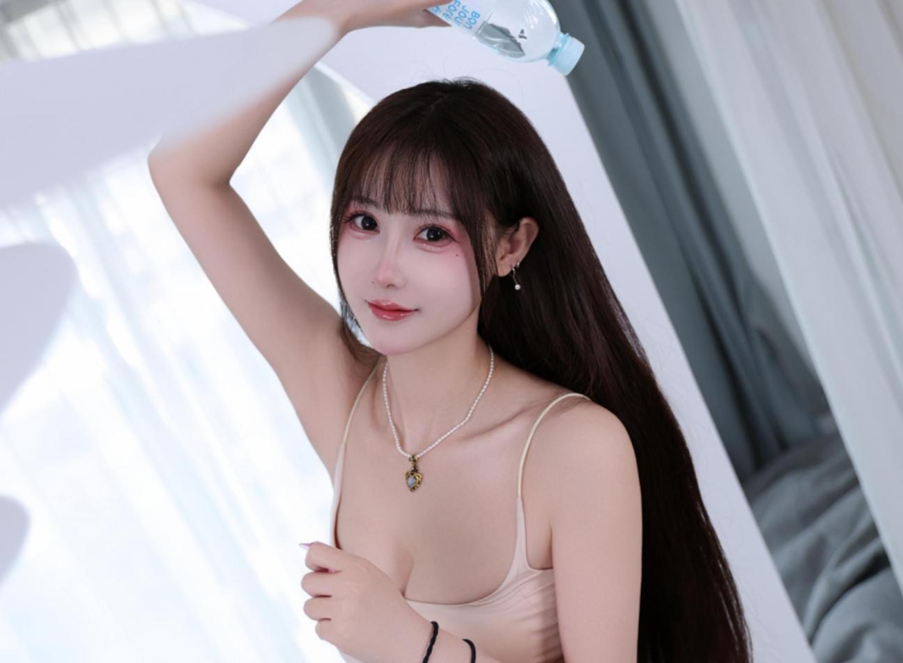 羽生三未 NO.022 瑜伽姐姐[42P 2V 378.3M]