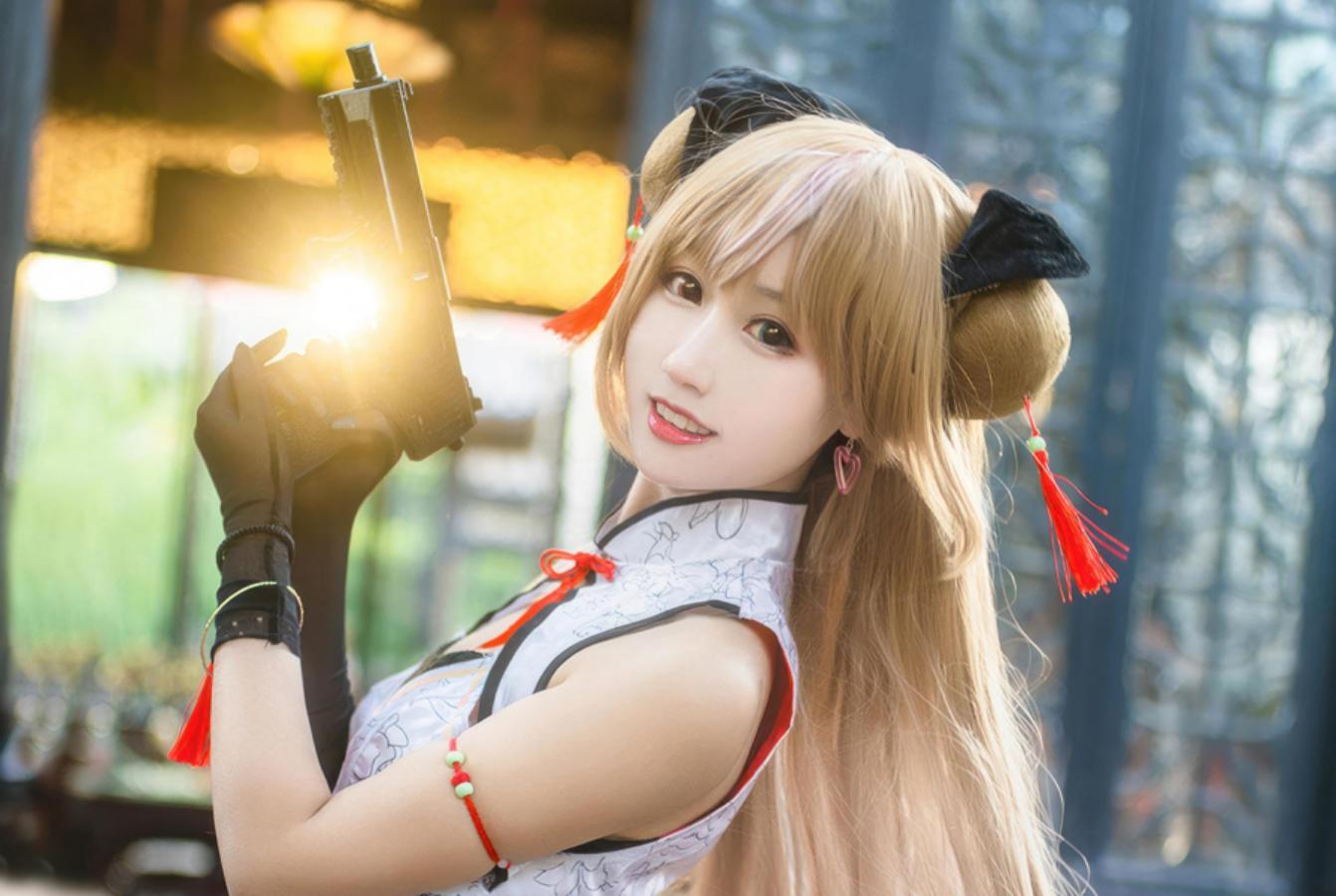 羽生三未 NO.031 少女前线 MK23·蜂糖花 [18P 196M]