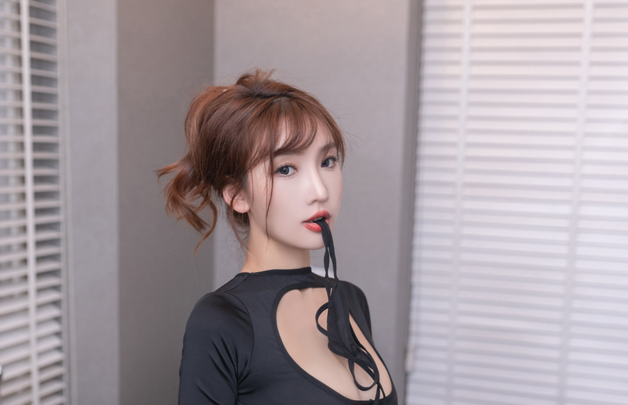 陆萱萱 NO.002 内购无水印 NO.7282 黑色丝带 [108P 1.15 GB]